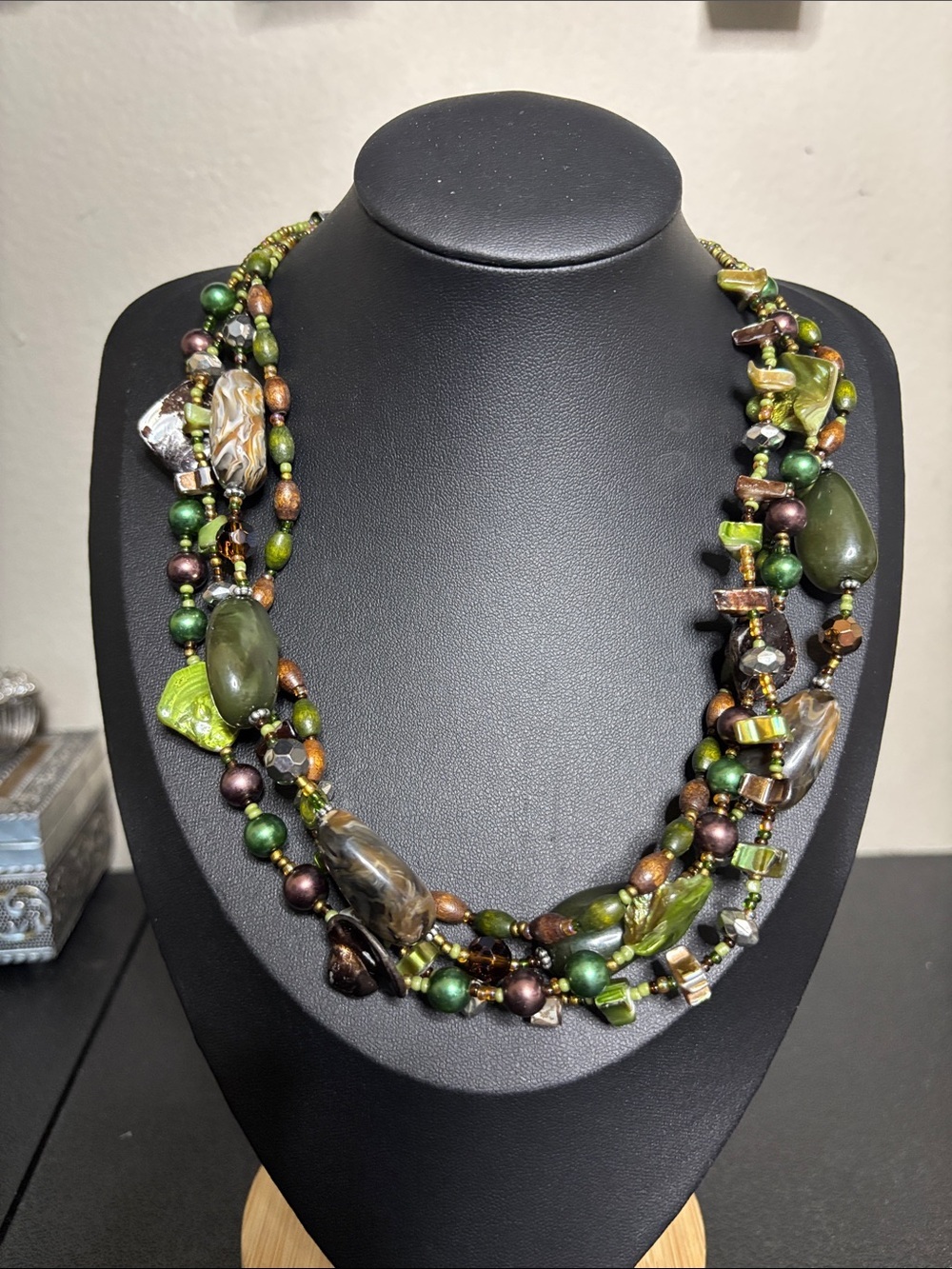 Multi-Strand Green Shell Pearl Resort Bead Statement Necklace